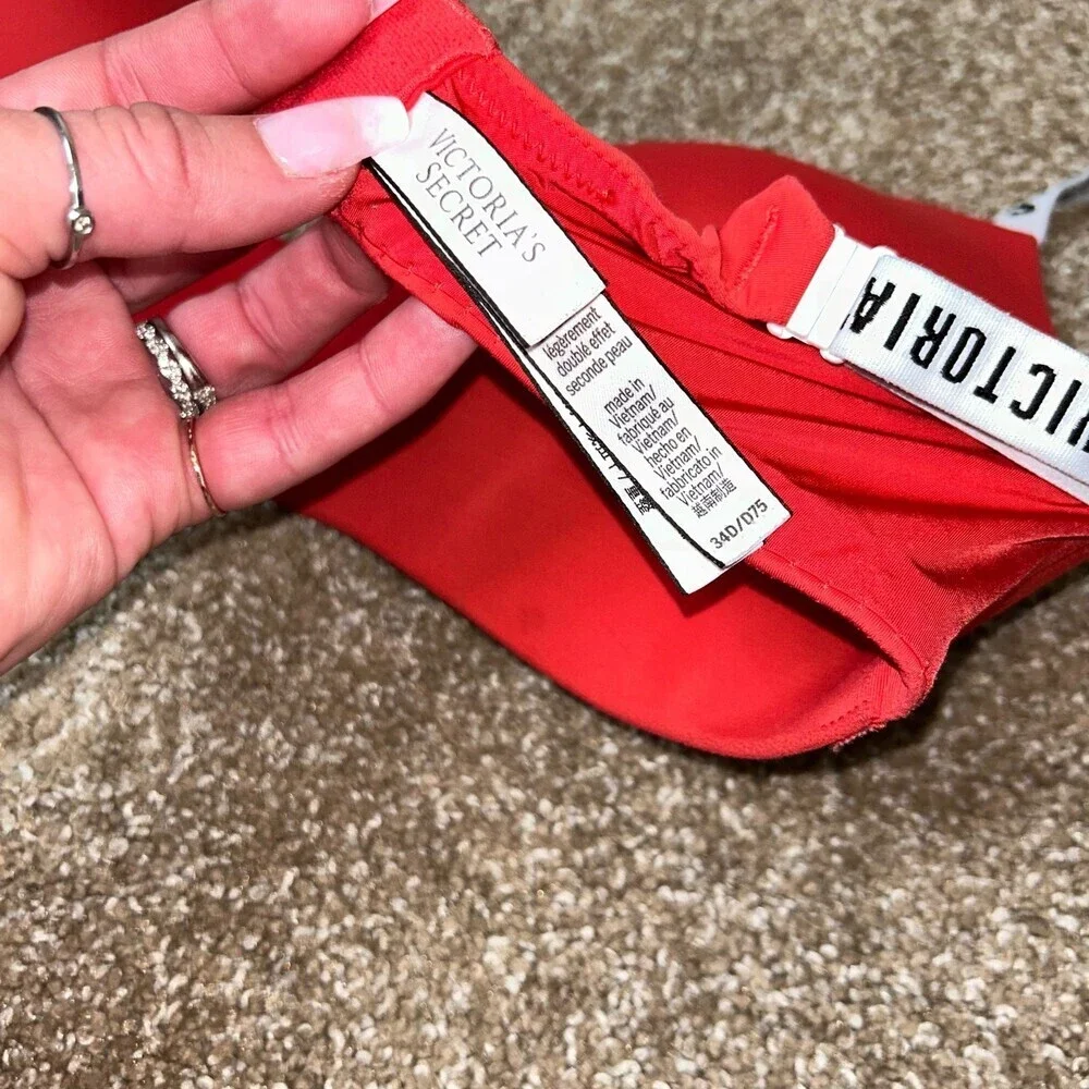 Victoria's Secret bra red padded no underwire comfort SZ 34D